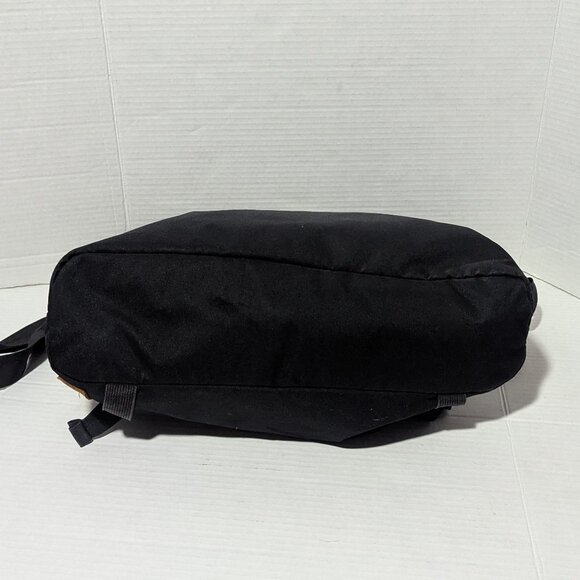 Timberland Mendum Pond Messenger Bag NWT Black Water-Resistant Laptop Crossbody - Picture 7 of 12